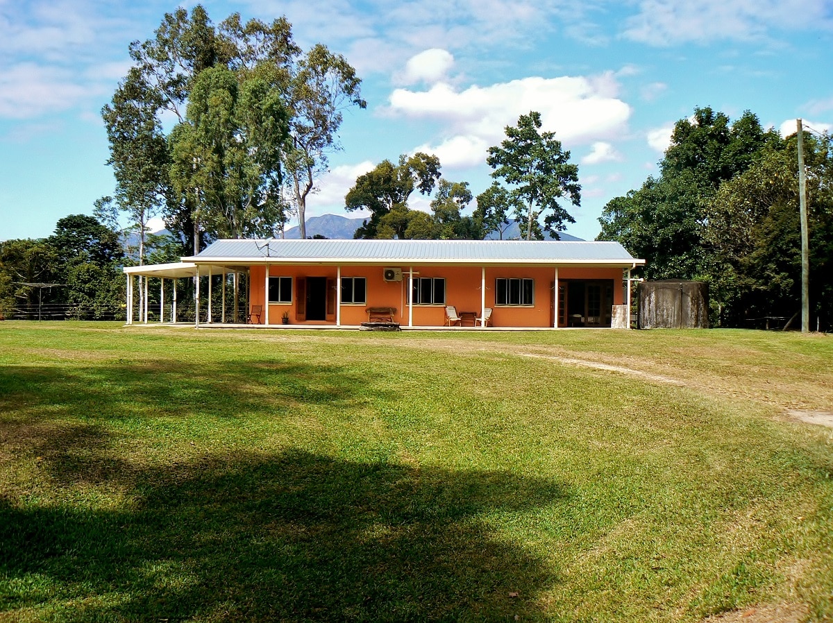 Kennedy Springs - Humane World for Animals